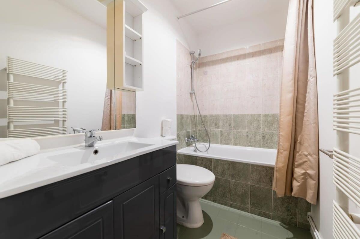 85M2 De Confort Paris 17 - Charme Parisien 6P - Flat-Guest ภายนอก รูปภาพ